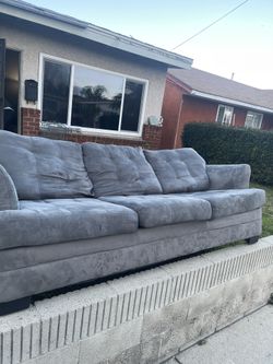 FREE cOUCH