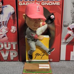 Mike Trout ROY Wall Catch Bobblehead 