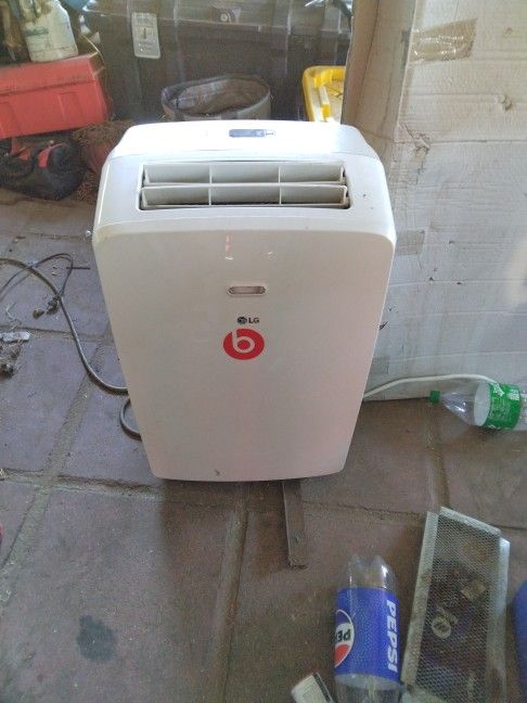 LG Portable Air Conditioner