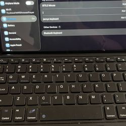iPad/ Tablet Keyboard 