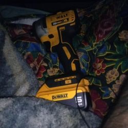 DeWalt 20v 5H Drill 