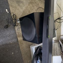 Insignia Soundbar w/ Subwoofer