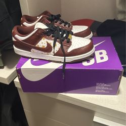Supreme Dunks Brown Leather