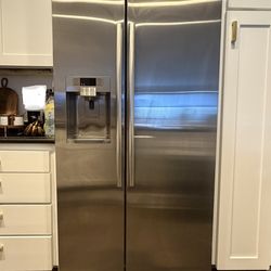 Samsung Side by Side Refrigerator