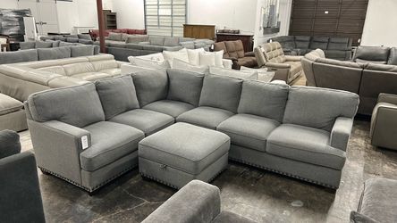 Sectional Sofa - Delivery/Financing Available