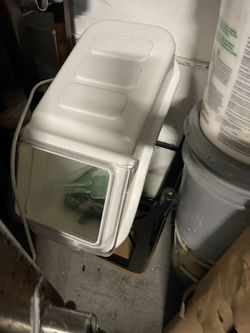 Ice Dispenser