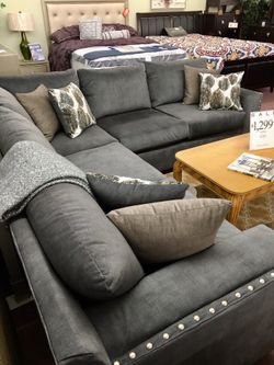 🇺🇸Furniture Sale!🇺🇸 Brand New Oversized Gray Sectional W/ Nailhead Trim! $50 Down Takes It Home Today!