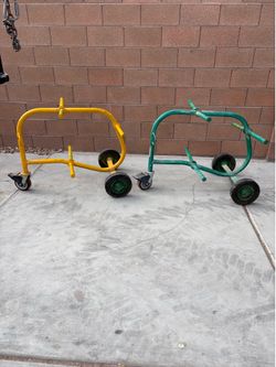 Greenlee heavy duty Wire Spool-Dispensing Carts with Brakes 2