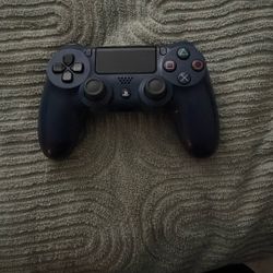 PlayStation 4 Dark Blue Remote