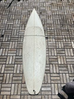 Surfboard 5’8