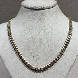 Gold Cuban Chain 