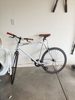 Men’s Retrospec road bike