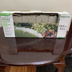 Brand New In Box - GardenPlus 10.5’ Plastic “Stone” Lawn Edging