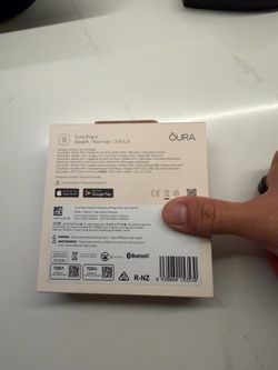 Oura ring gen 4- stealth size 9