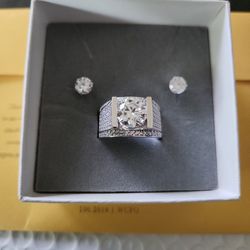 MOISSANITE RING AND EARINGS 6.5MM  COMBO 18K/925SS RING SIZE 11 10MM STONE BOTH HAVE GRA REPORT AND CERTIFICATION CARD  PASSES DIAMOND TESTER 