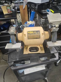 Dewalt Bench Grinder DW 756