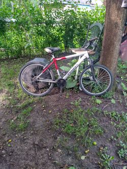 Used bicycle bike 🚲 24 inch tires front suspension