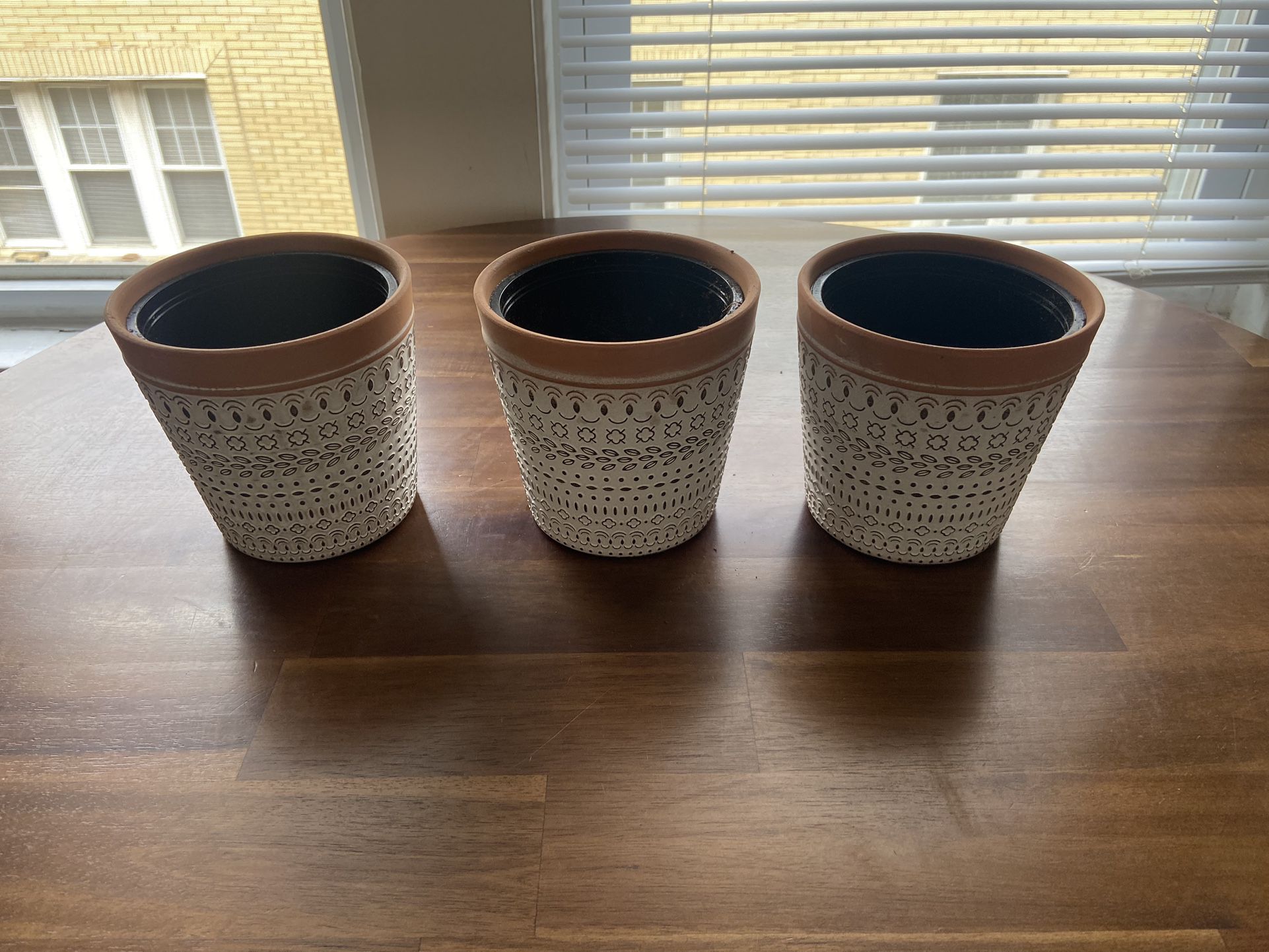 3 Flower Pots 