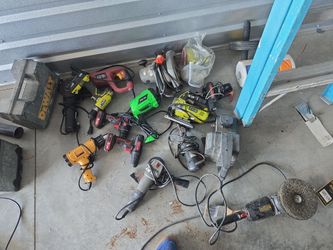 Massive Tool Sale! professional gear!  6-21-26 @ 6am-3pm 9625 Gillespie st. 89123