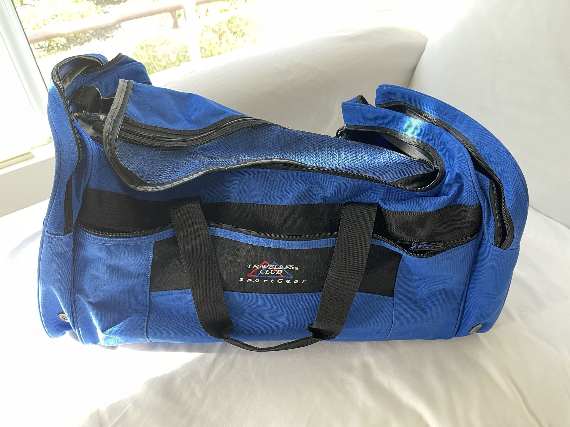 LikeNew - XLarge Travelers Club duffle bag