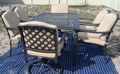 Hampton Bay 7 Piece Patio Set