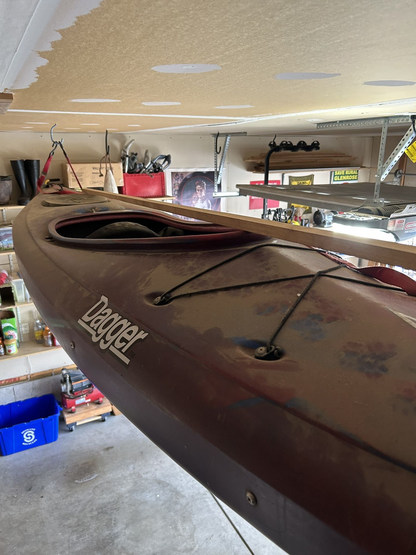 Dagger Lake Kayaks