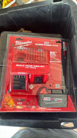 M18 18-Volt Lithium-Ion XC Starter Kit with One 5.0Ah Battery and Charger