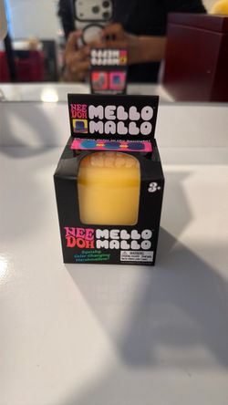 Needoh Mello mallo color changing squishy