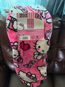 Hello Kitty blanket