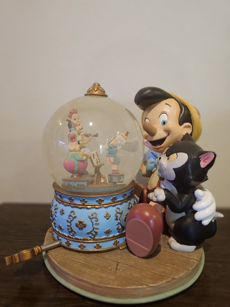 Pinocchio Water Globe