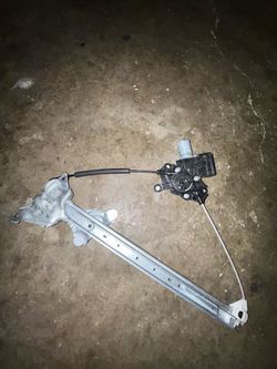 Oem Toyota Corolla 2025 front right window door regulator