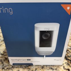Ring Spotlight Cam Pro White 
