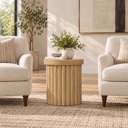 Luxenhome 15.7 in. Brown Wood Fluted Round Side Table，IF1992