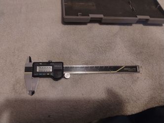 Mituyo digital caliper tool..500-196