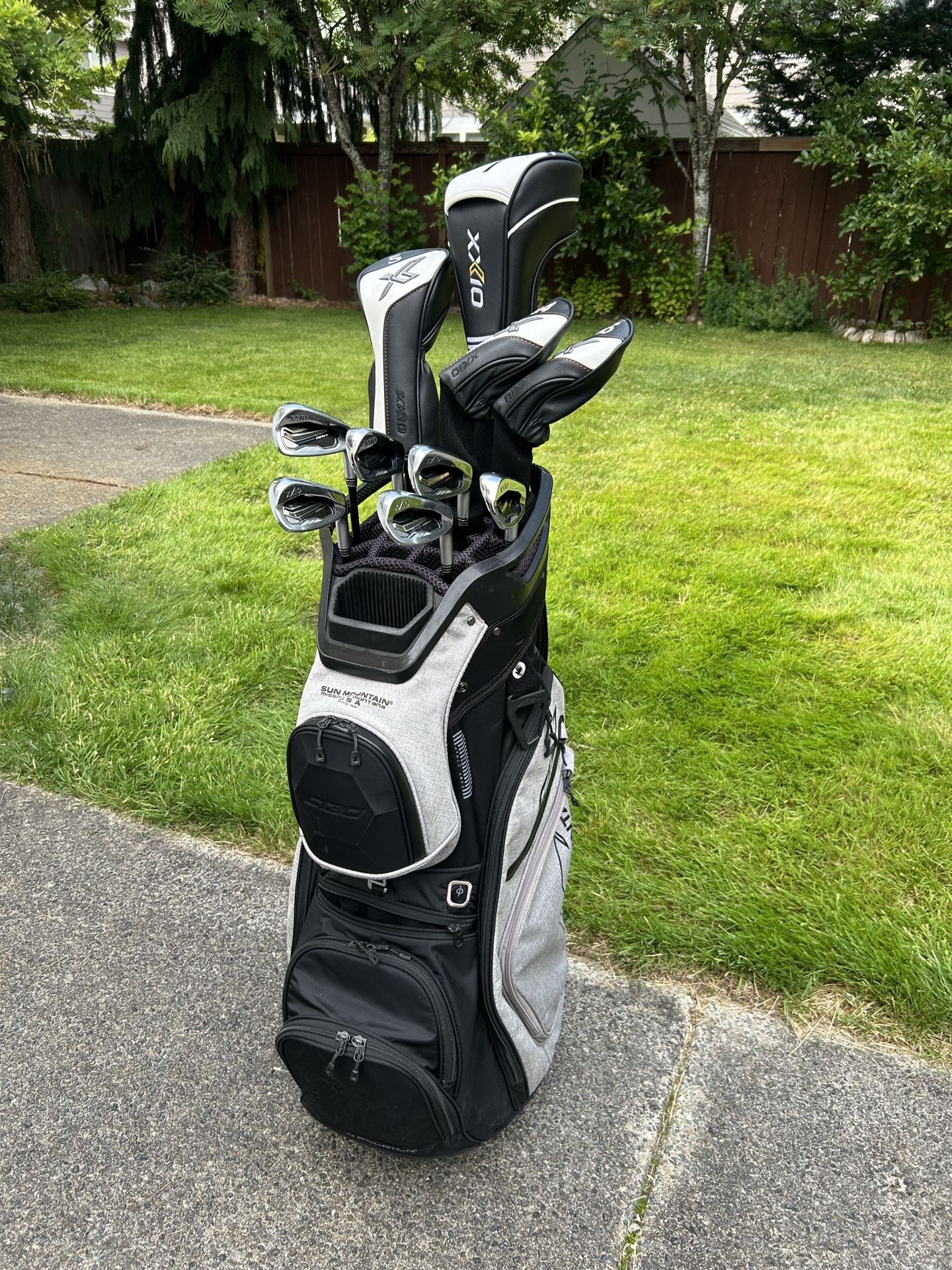 XXIO GOLF CLUB FULL SET