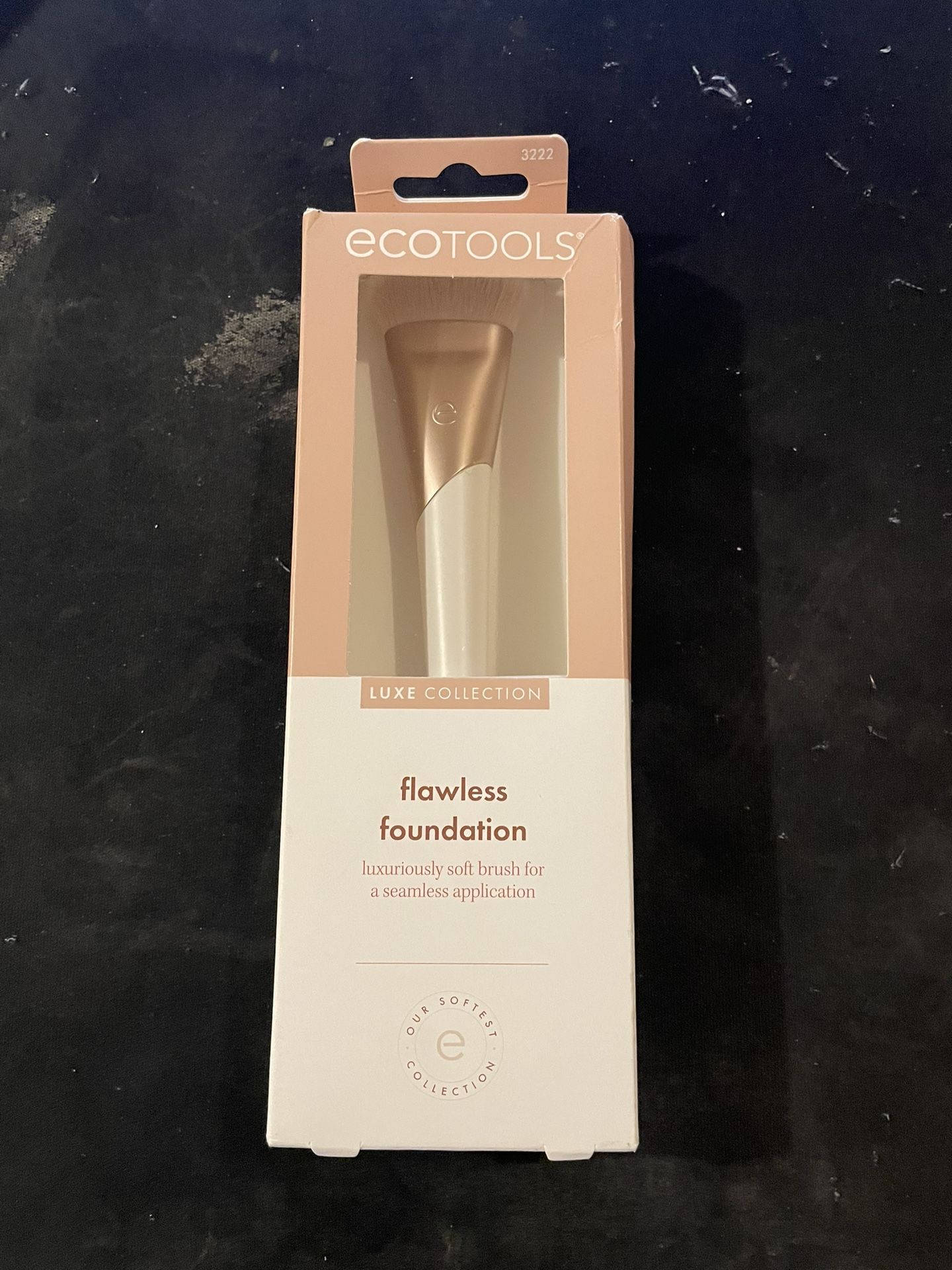 Soft Brush Flawless Foundation