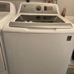 GE Washer And Dryer Set