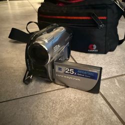 Sony handycam video camera with night vision!