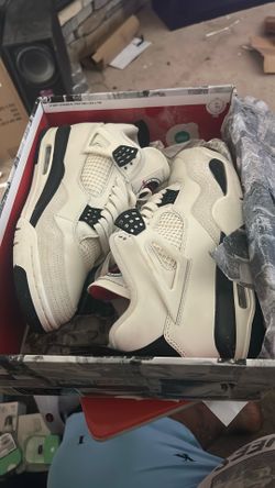 Air Jordan 4 Retro OG FC