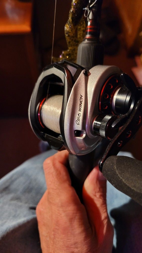 New Abu Garcia Revo Winch and Abu Garcia 6'9" Vendetta Rod.