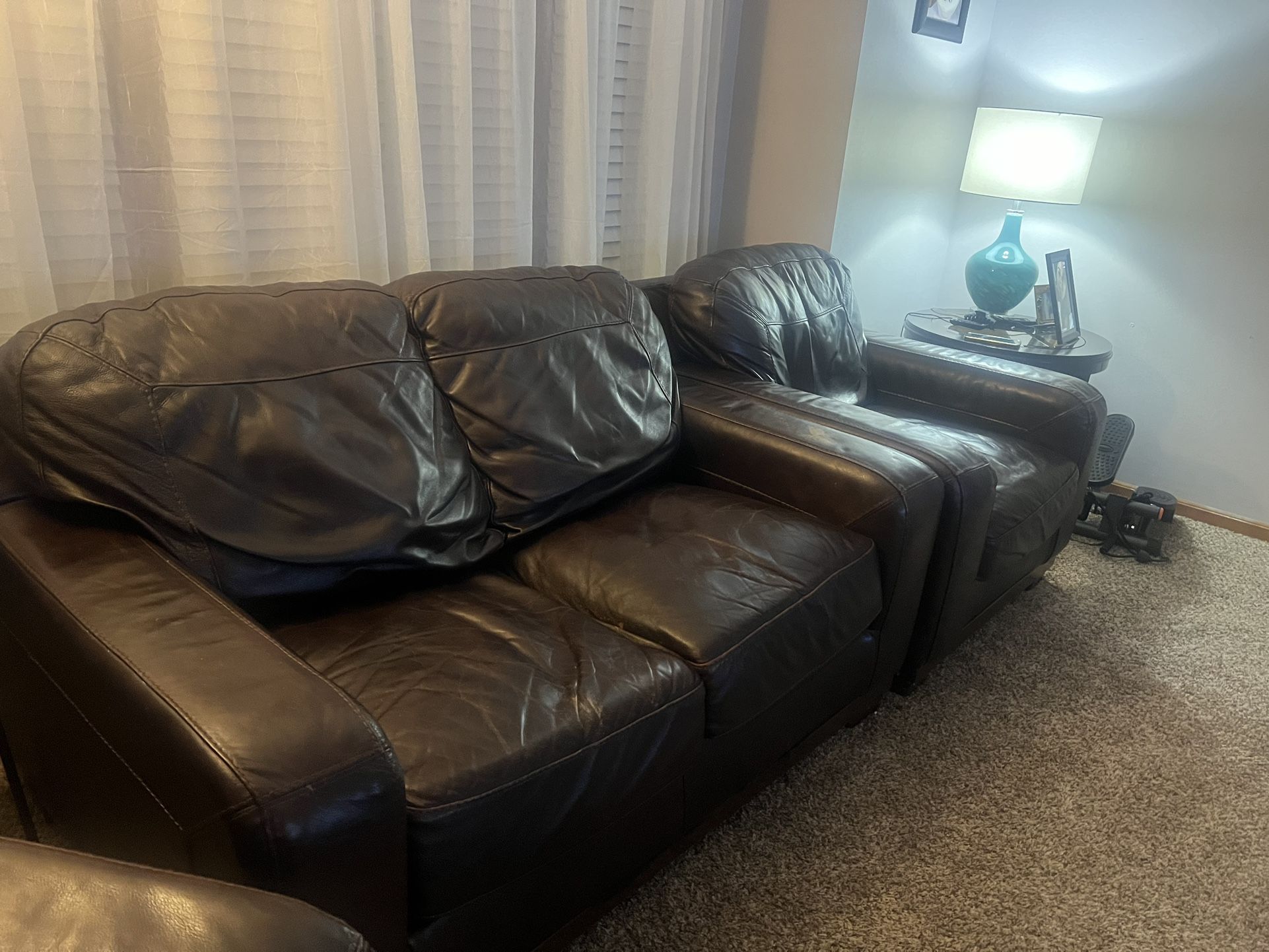 3 Piece Living Room Set Leather $600 OBO 