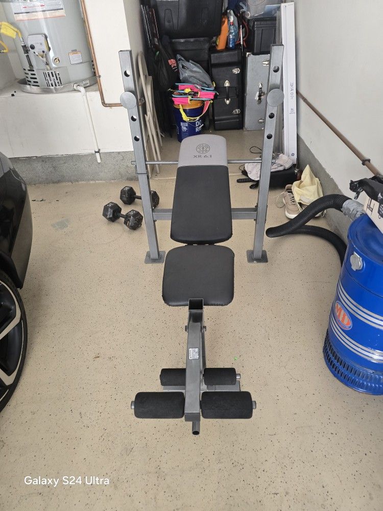 Golds Gym Weight Bench