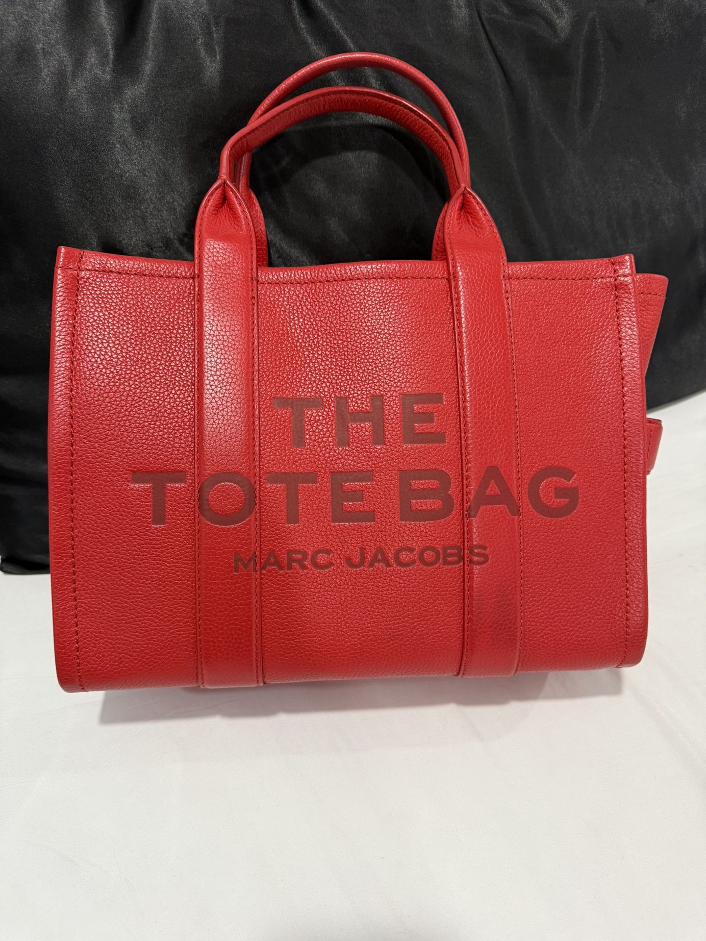 Marc Jacobs Medium Leather Tote Bag