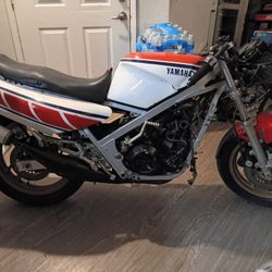 1985 Yamaha rz500 parts