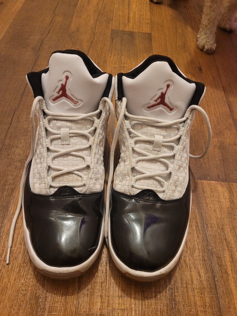 Jordan Max Aura 2 'White Gym Red'