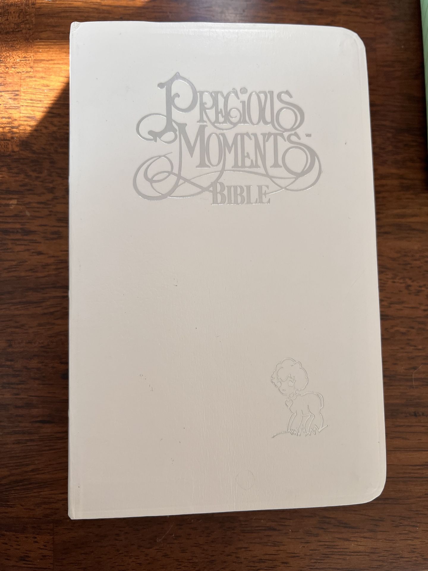 Mint Condition Vintage Precious Moments New King James Version Bible 1985 Collectible