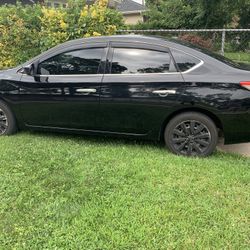 Nissan Sentra Sedan 2015 