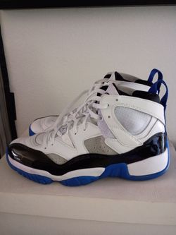 Jumpman Two Trey