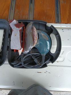 Sander Mouse Black And Decker $10