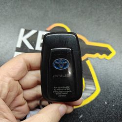 OEM SMART KEY TOYOTA PRIUS 